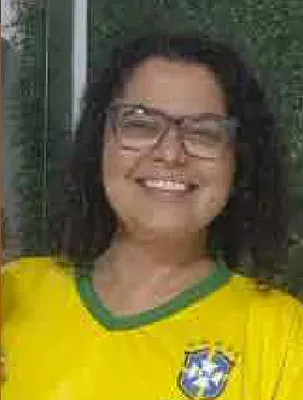 Maiara, colaboradora e cliente da RMC